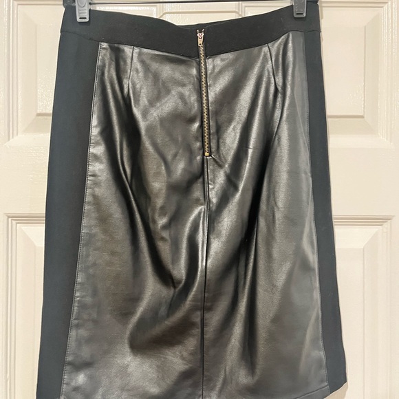 Black Vegan Leather Skirt - Picture 3 of 3